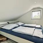 Casa de Férias Nyaralohaz Balatonalmádi