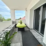 Nyaralohaz Balatonalmádi